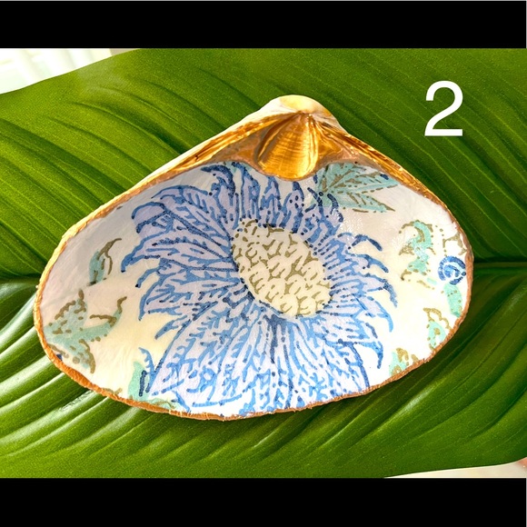 Handmade Decorative Shells - Picture 9 of 14